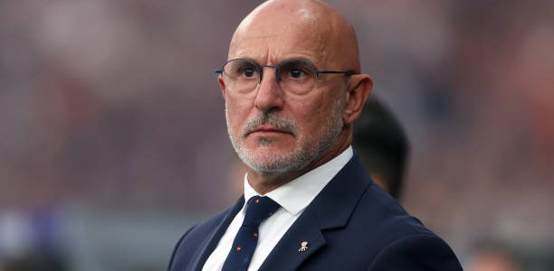 دي لا فوينتي يوضح حقيقة إصابة لامين يامال وتفاصيل استدعائه للمنتخب الإسباني